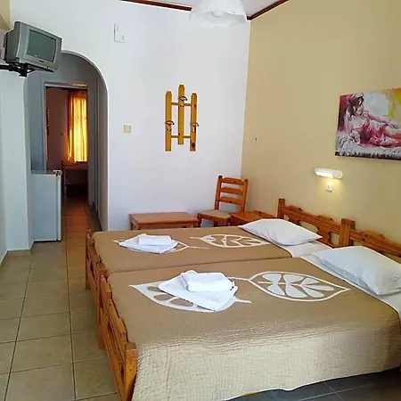 Poseidon Hotel 2*